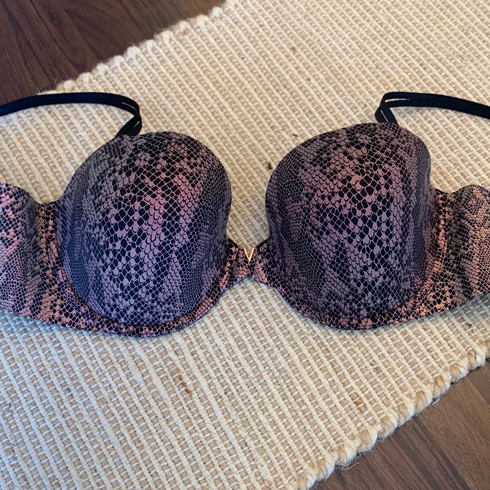 Victoria’s Secret bra